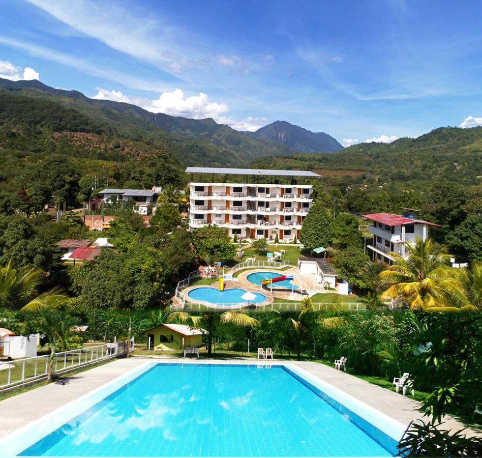 Hotel El Tirol San Ramón Exterior foto